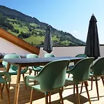 Tauern Mitterwirt Kombi Penthouse *