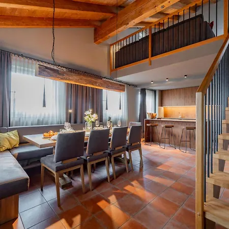 Tauern Mitterwirt Kombi Penthouse *